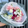 Сборный большой букет из гортензий, французских роз и эустомы — хит весна-лето 2025
